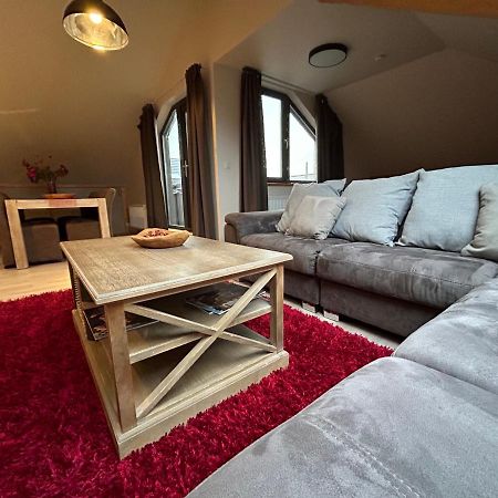 Race & Rooms Appartment Stavelot Exteriér fotografie
